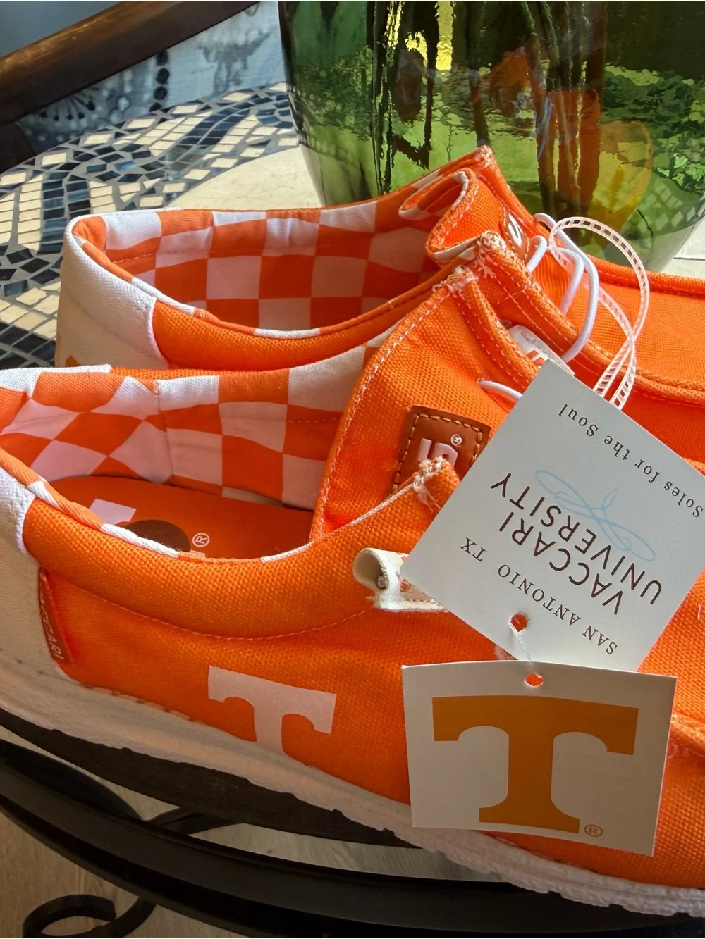 Tennessee Volunteers Men’s size 8 Canvas slip on Sneakers NWT